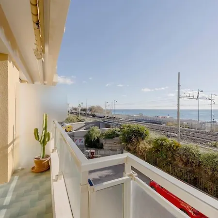 Rivamarsud - Sea View - Parking Apartament Bordighera