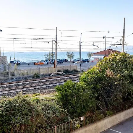 Rivamarsud - Sea View - Parking * Bordighera