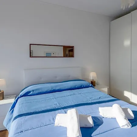 Rivamarsud - Sea View - Parking Apartament